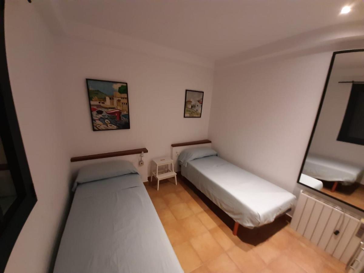 Cal Montaner Casa 3 Habitaciones 3 Banos Y Garaje カダケス エクステリア 写真