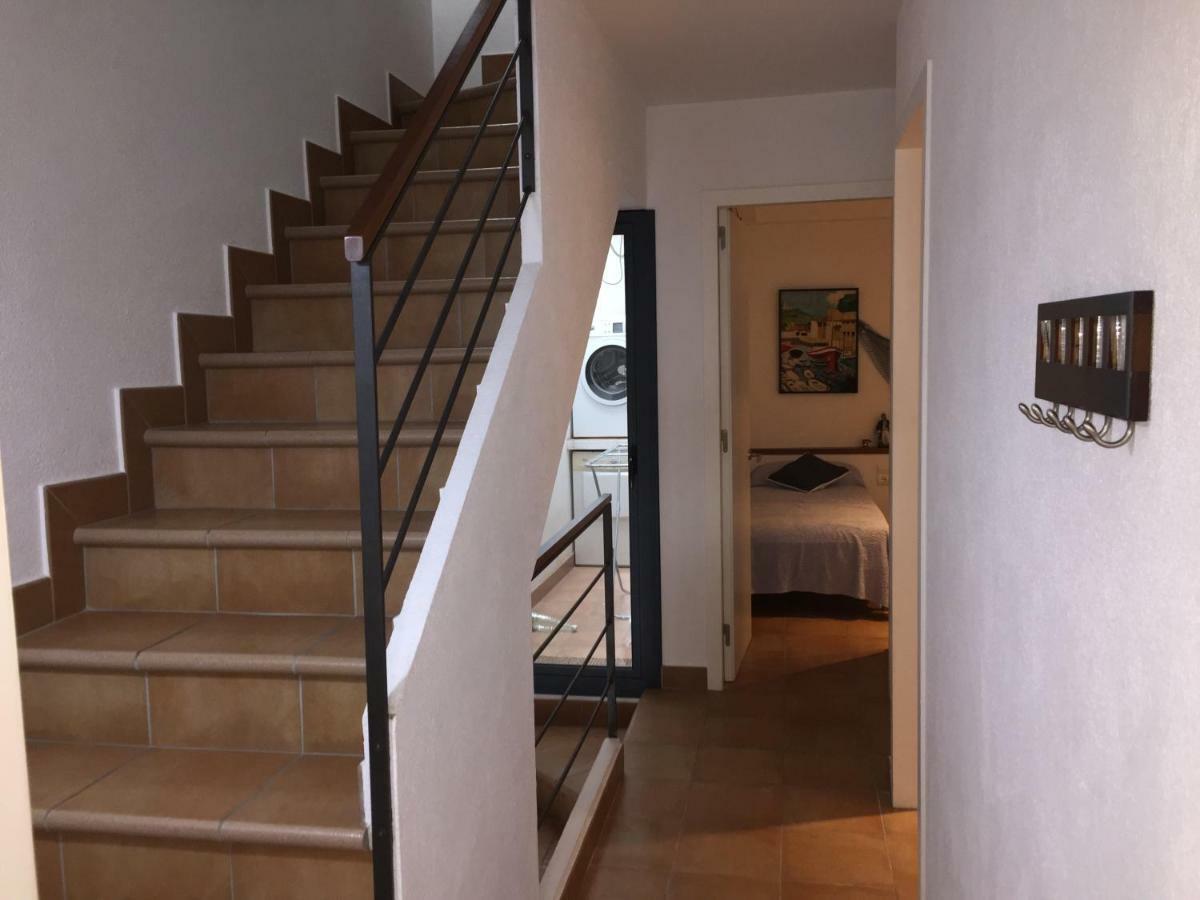 Cal Montaner Casa 3 Habitaciones 3 Banos Y Garaje カダケス エクステリア 写真